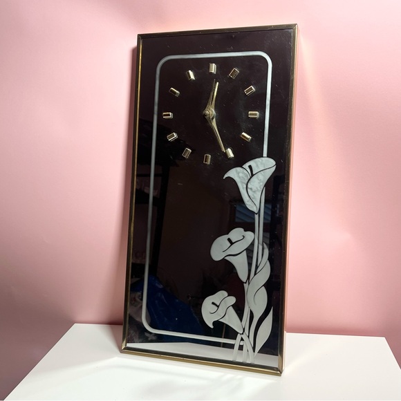 Vintage retro 80s art deco mid century mirror clock with frosted floral design